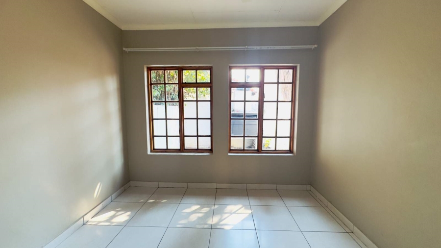 To Let 3 Bedroom Property for Rent in Bendor Limpopo