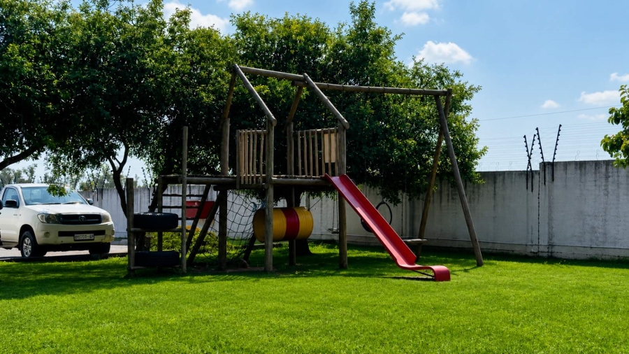 To Let 3 Bedroom Property for Rent in Bendor Limpopo