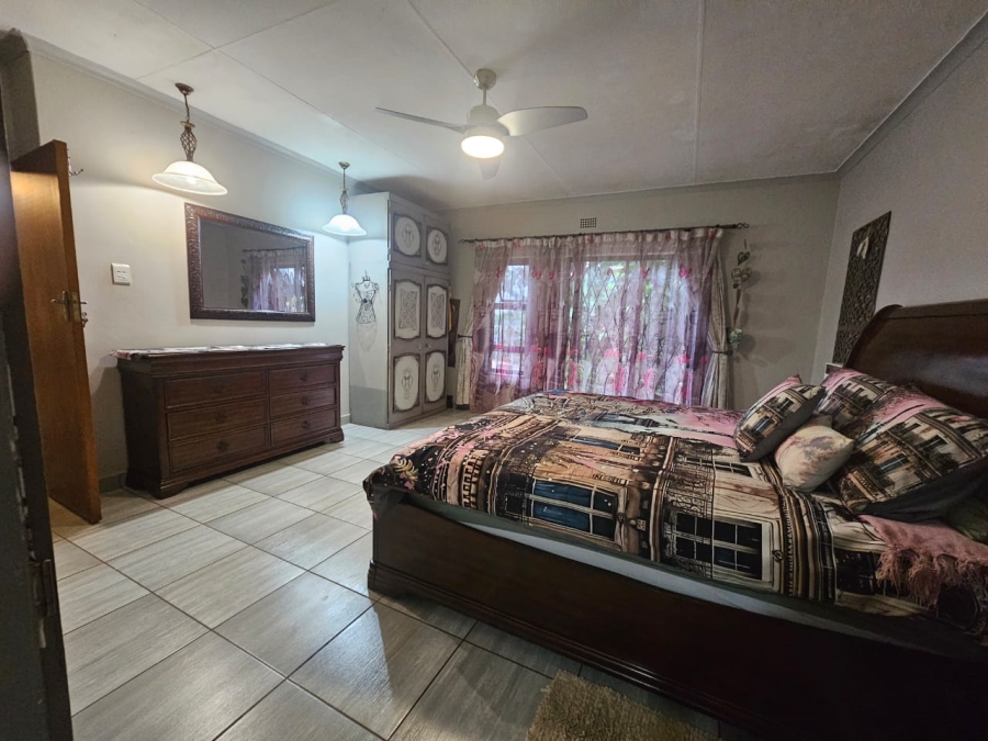 4 Bedroom Property for Sale in Aquapark Limpopo