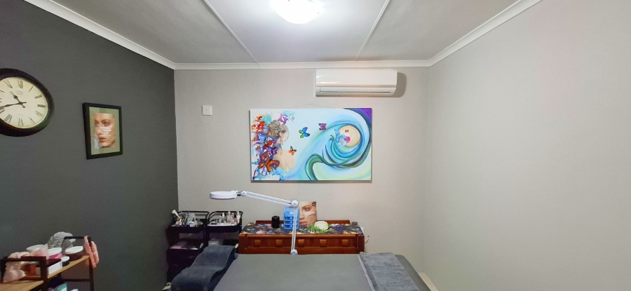 4 Bedroom Property for Sale in Aquapark Limpopo