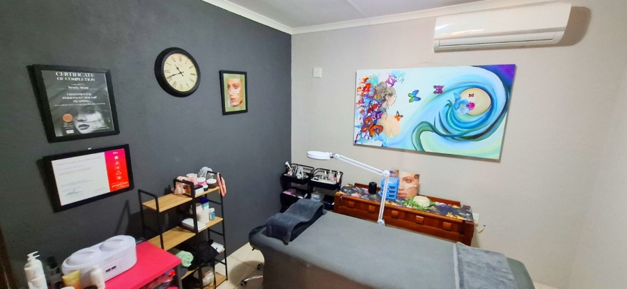4 Bedroom Property for Sale in Aquapark Limpopo