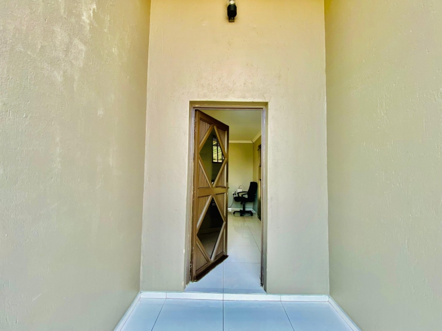3 Bedroom Property for Sale in Nkowankowa Limpopo