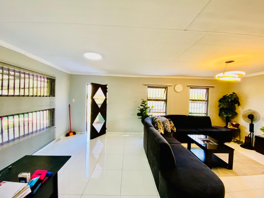 3 Bedroom Property for Sale in Nkowankowa Limpopo