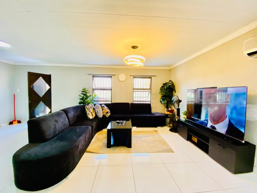 3 Bedroom Property for Sale in Nkowankowa Limpopo