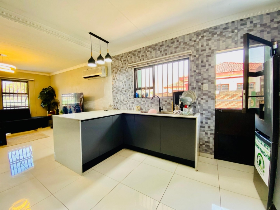 3 Bedroom Property for Sale in Nkowankowa Limpopo
