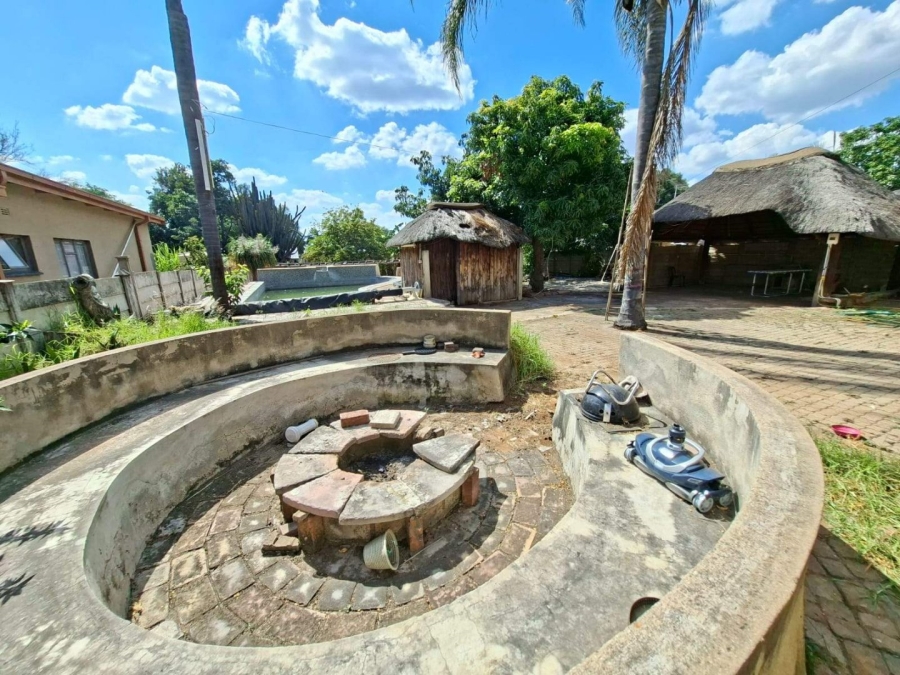 To Let 4 Bedroom Property for Rent in Annadale Limpopo