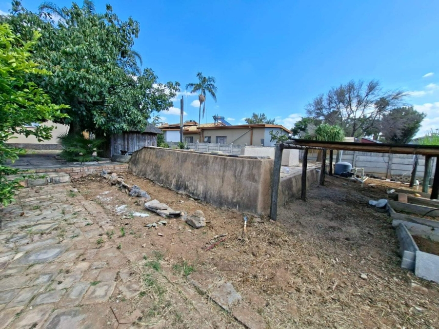 To Let 4 Bedroom Property for Rent in Annadale Limpopo