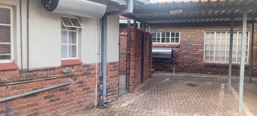 1 Bedroom Property for Sale in Penina Park Limpopo