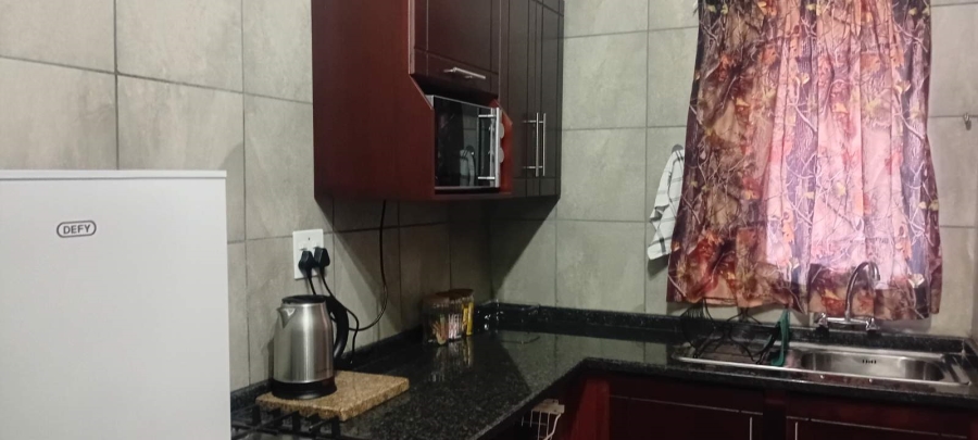 1 Bedroom Property for Sale in Penina Park Limpopo