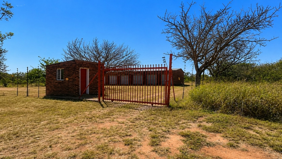 Commercial Property for Sale in Tweefontein A H Limpopo