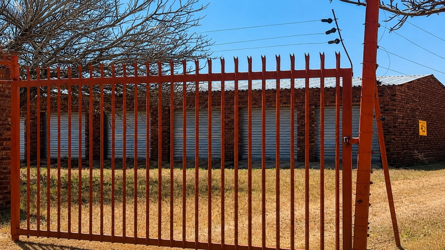 Commercial Property for Sale in Tweefontein A H Limpopo