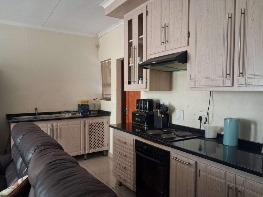 2 Bedroom Property for Sale in Chroompark Limpopo