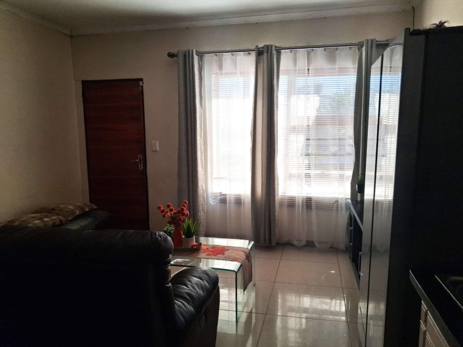 2 Bedroom Property for Sale in Chroompark Limpopo