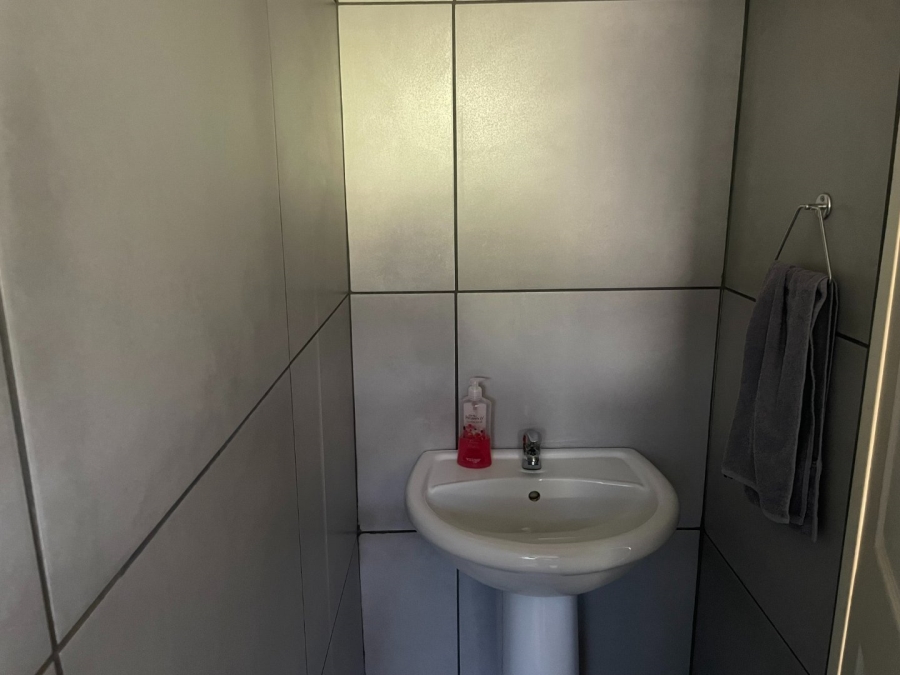 3 Bedroom Property for Sale in Tzangeni Limpopo