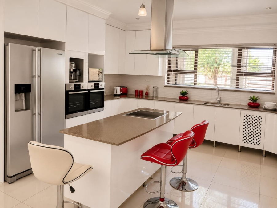 6 Bedroom Property for Sale in Bendor Limpopo