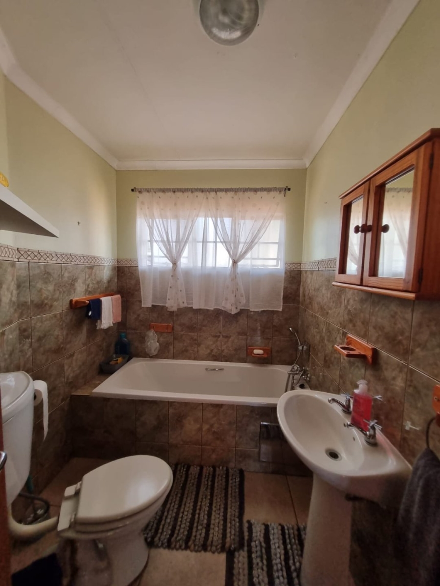 3 Bedroom Property for Sale in Modimolle Limpopo