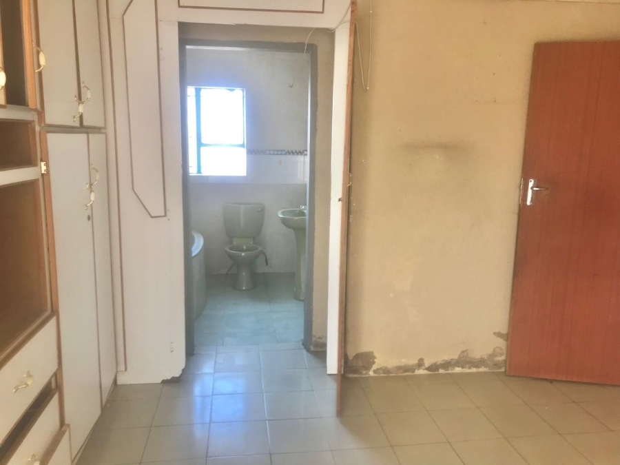 3 Bedroom Property for Sale in Seshego H Limpopo