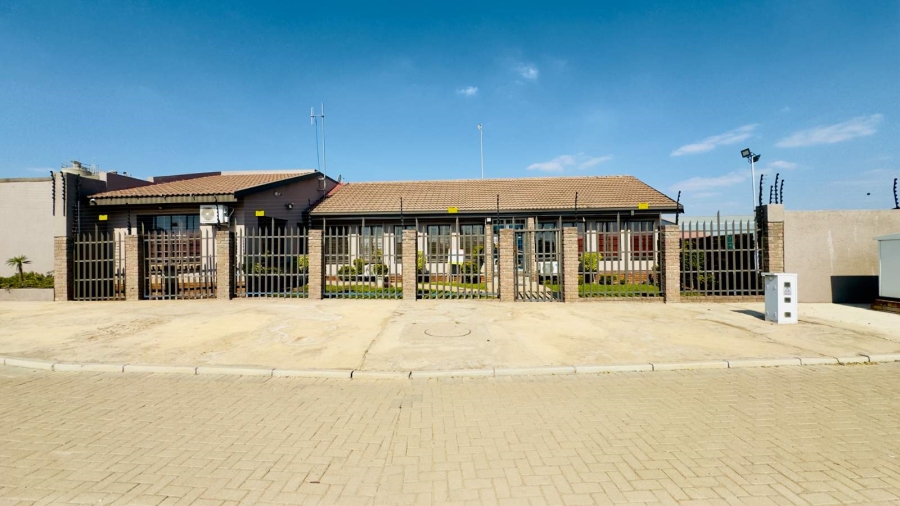To Let Commercial Property for Rent in Ladine Limpopo