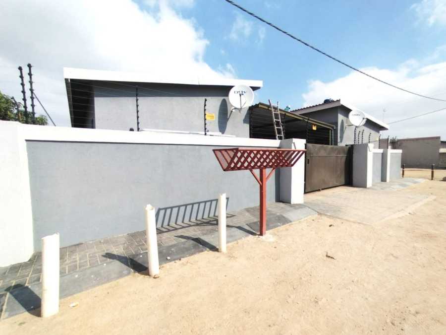 1 Bedroom Property for Sale in Seshego Limpopo