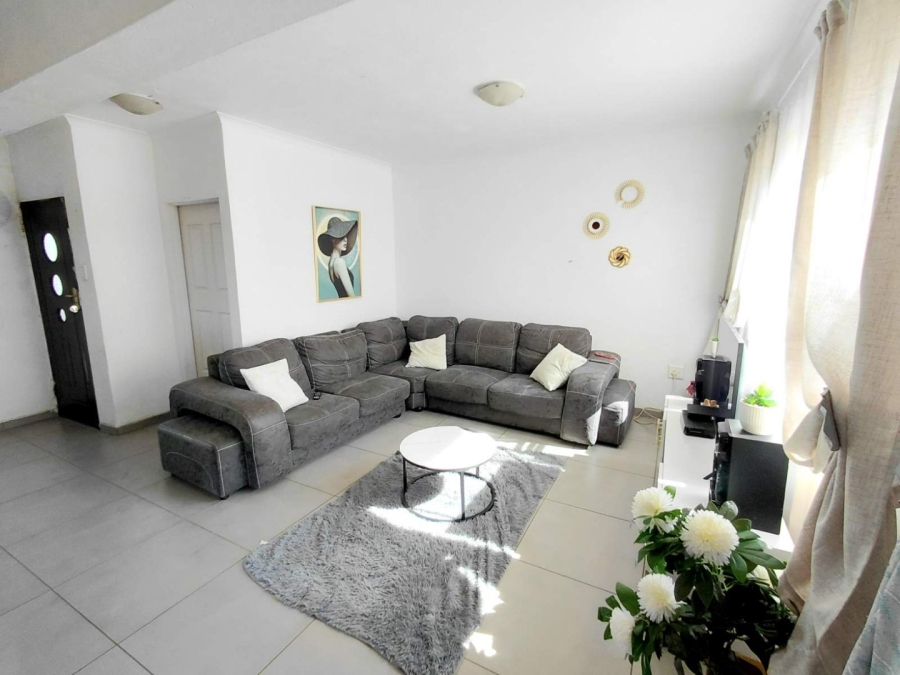 6 Bedroom Property for Sale in Thornhill Limpopo