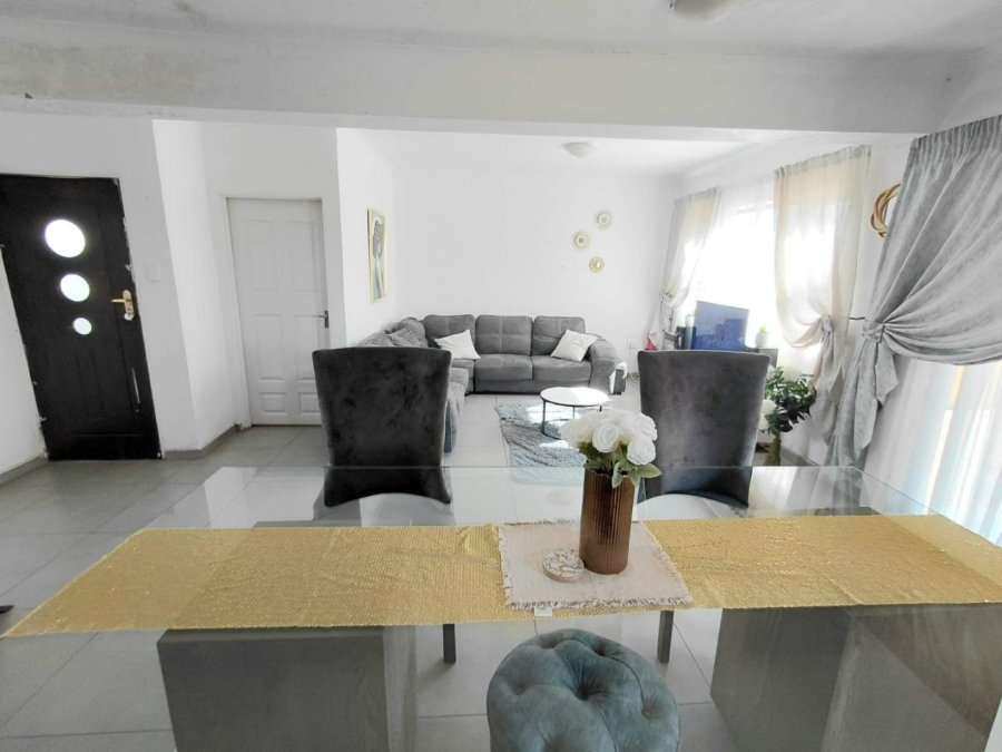 6 Bedroom Property for Sale in Thornhill Limpopo