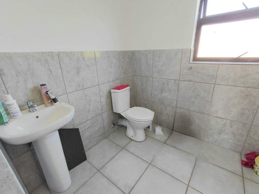 6 Bedroom Property for Sale in Thornhill Limpopo
