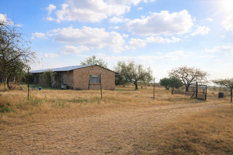 Commercial Property for Sale in Tweefontein A H Limpopo