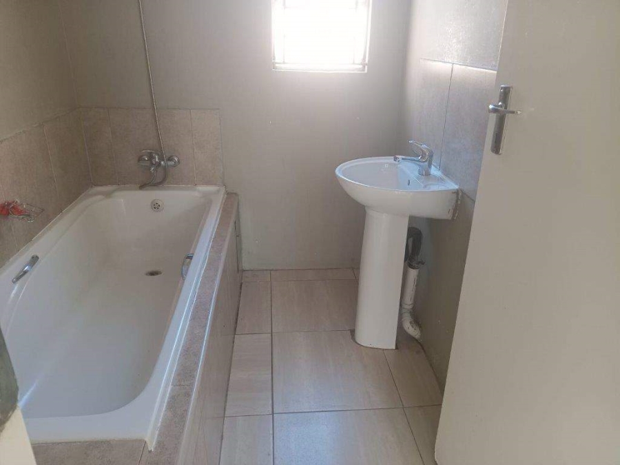 3 Bedroom Property for Sale in Southern Gateway Limpopo