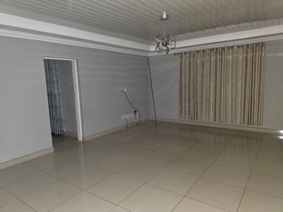 To Let 4 Bedroom Property for Rent in Bendor Limpopo