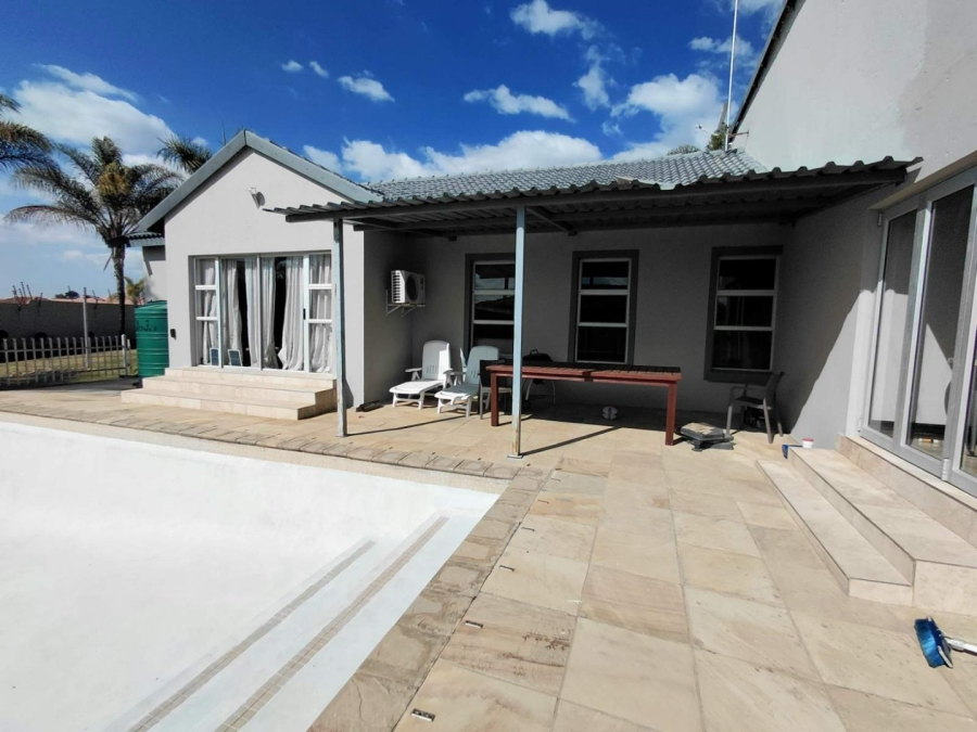 4 Bedroom Property for Sale in Acasia Estate Limpopo