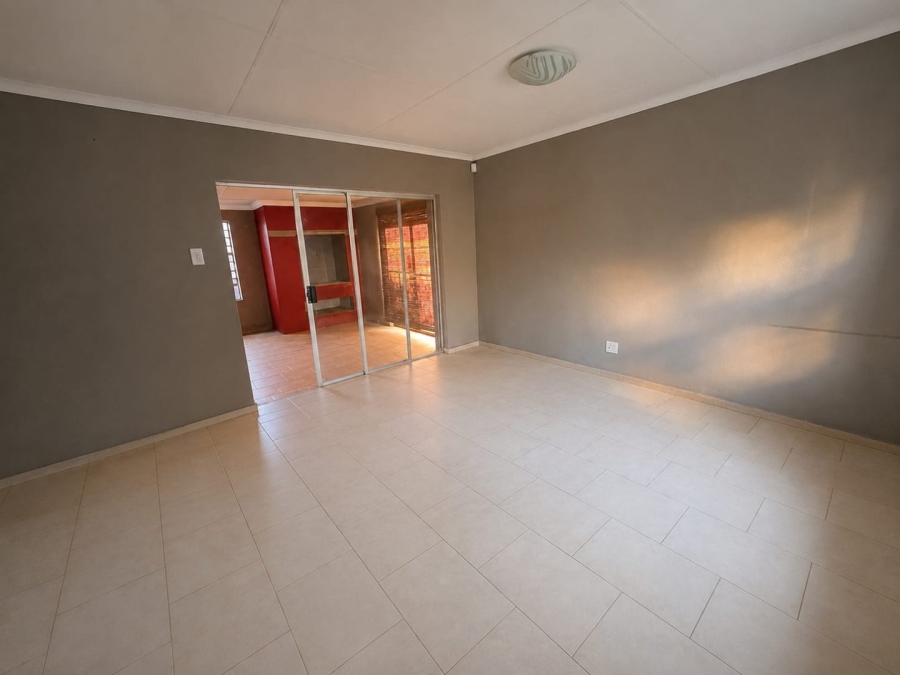 2 Bedroom Property for Sale in Flora Park Limpopo