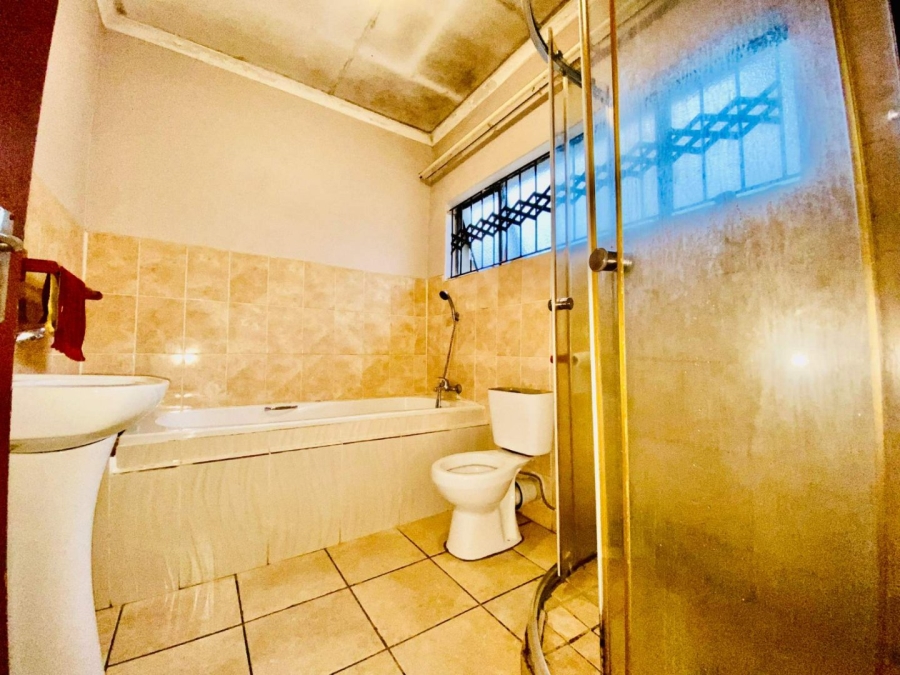 3 Bedroom Property for Sale in Nkowankowa Limpopo