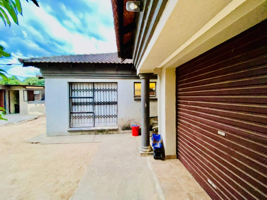3 Bedroom Property for Sale in Nkowankowa Limpopo