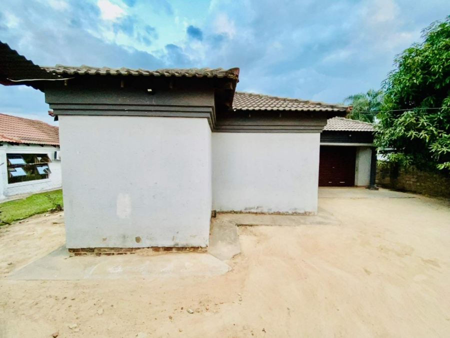 3 Bedroom Property for Sale in Nkowankowa Limpopo