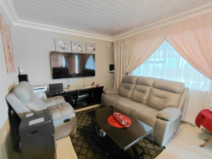 3 Bedroom Property for Sale in Bendor Limpopo
