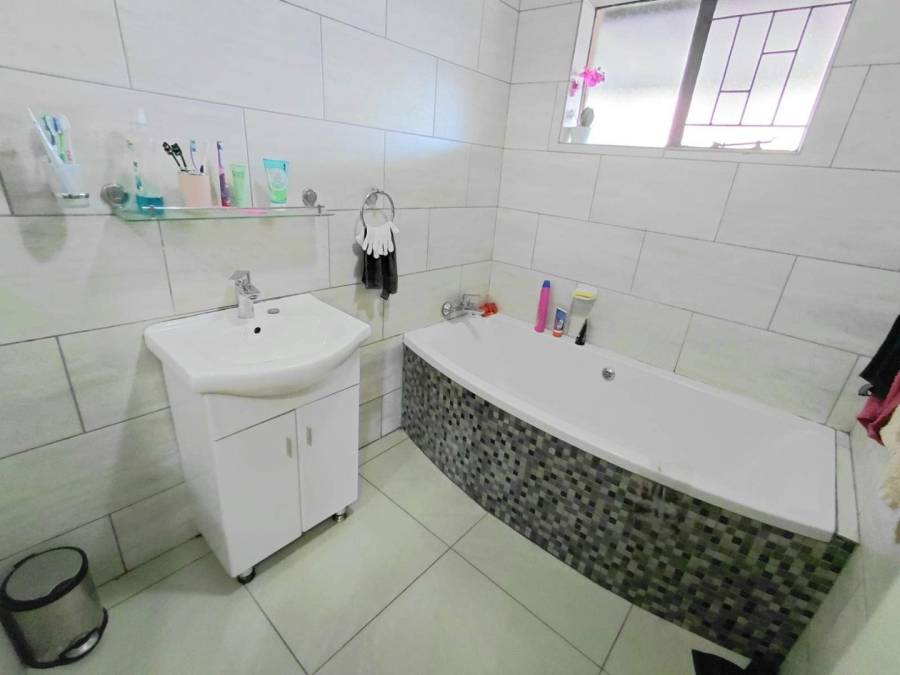 3 Bedroom Property for Sale in Bendor Limpopo