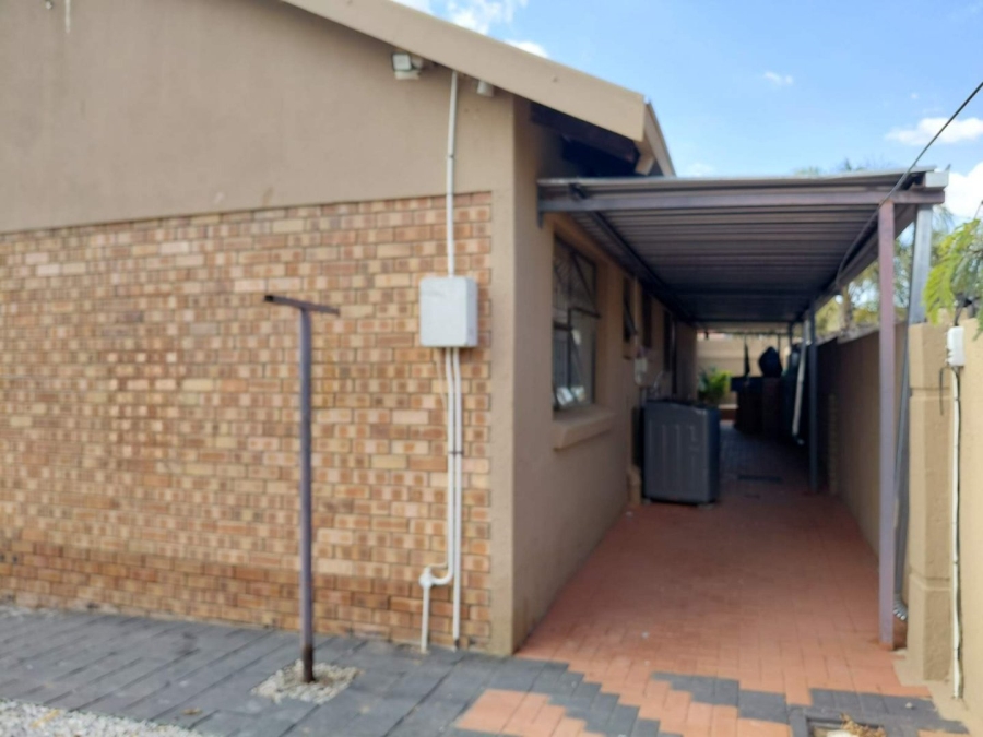 3 Bedroom Property for Sale in Bendor Limpopo