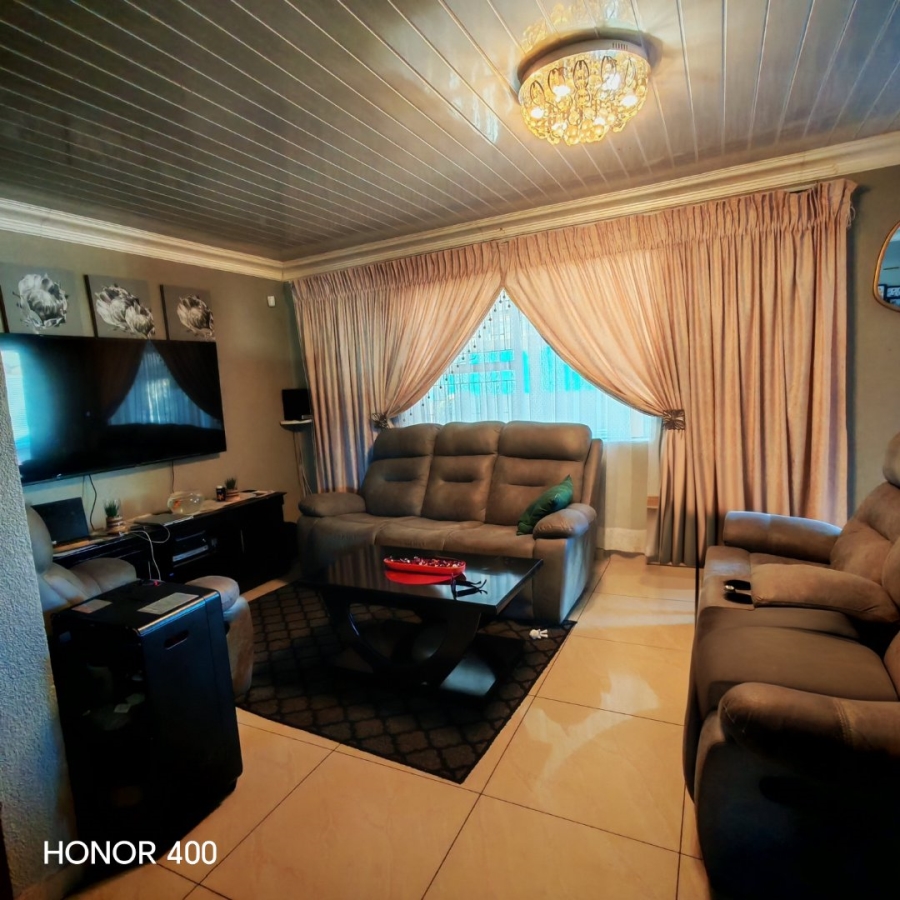 3 Bedroom Property for Sale in Bendor Limpopo