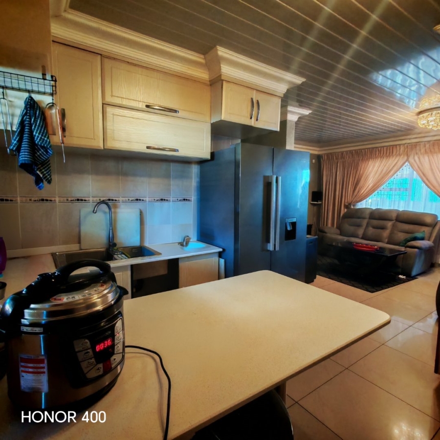 3 Bedroom Property for Sale in Bendor Limpopo