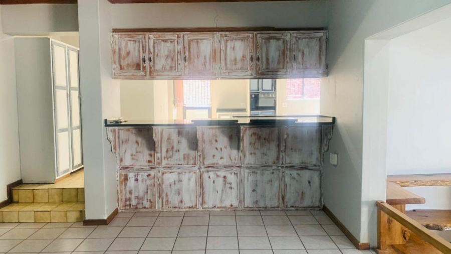 5 Bedroom Property for Sale in Aquapark Limpopo