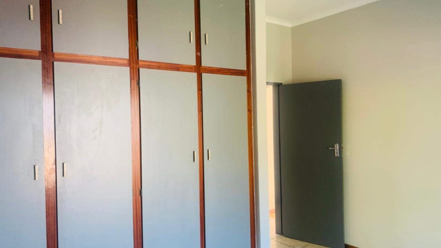 5 Bedroom Property for Sale in Aquapark Limpopo