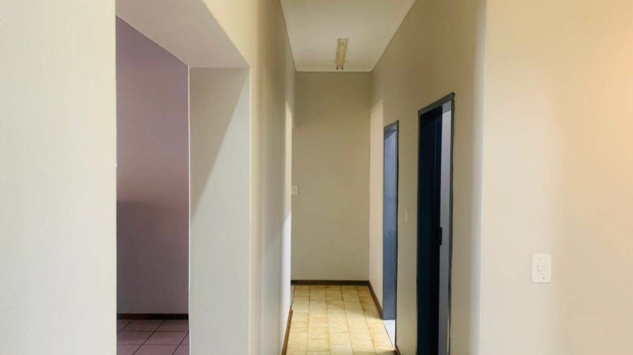 5 Bedroom Property for Sale in Aquapark Limpopo