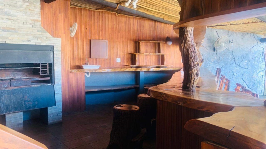 5 Bedroom Property for Sale in Aquapark Limpopo