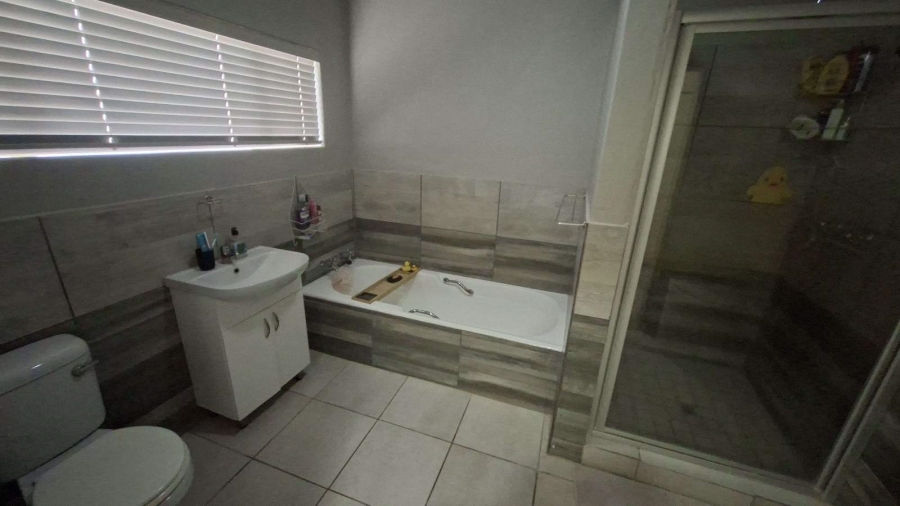 3 Bedroom Property for Sale in Chroompark Limpopo