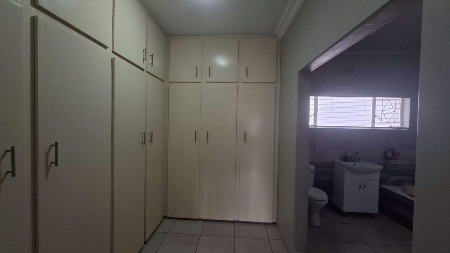 3 Bedroom Property for Sale in Chroompark Limpopo