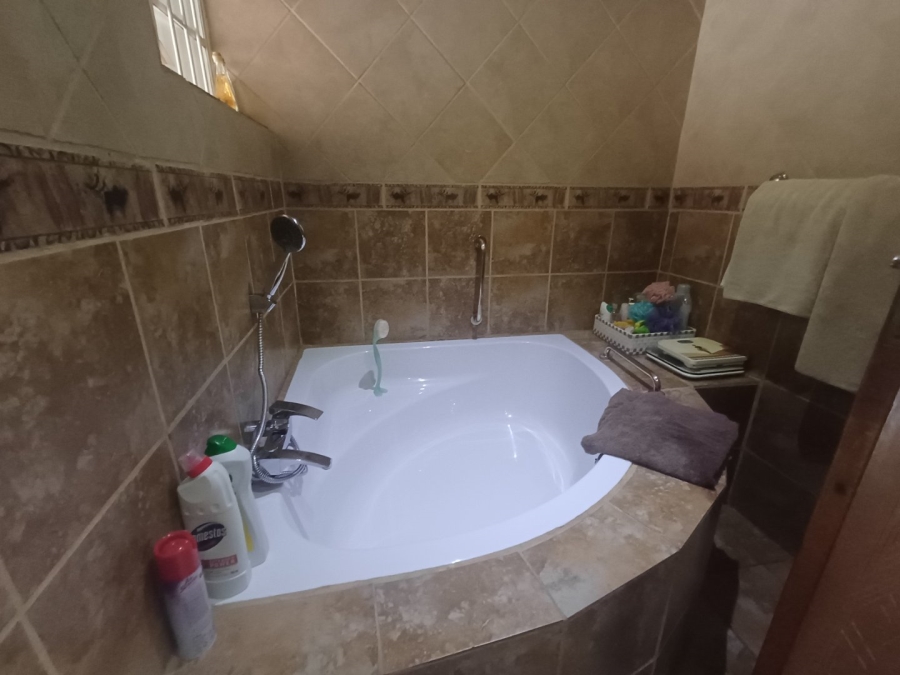 3 Bedroom Property for Sale in Thabazimbi Limpopo