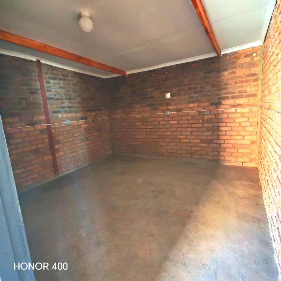 3 Bedroom Property for Sale in Fauna Park Limpopo