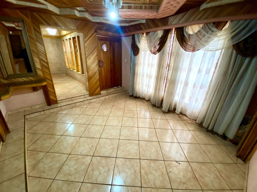 To Let 3 Bedroom Property for Rent in Mahwelereng Limpopo