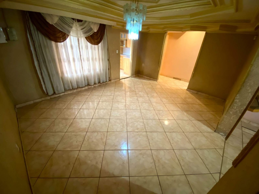 To Let 3 Bedroom Property for Rent in Mahwelereng Limpopo