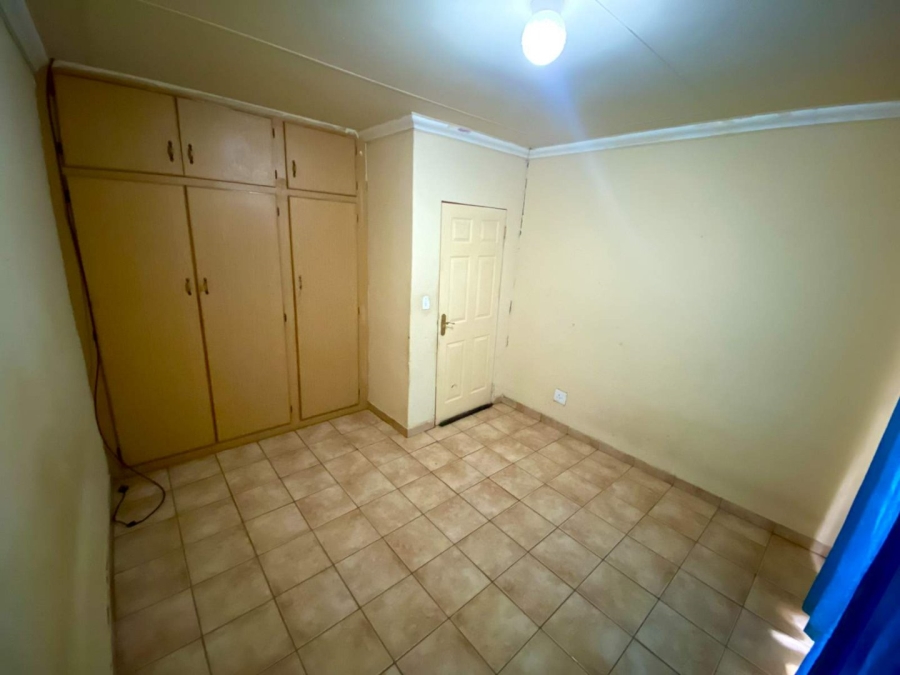 To Let 3 Bedroom Property for Rent in Mahwelereng Limpopo